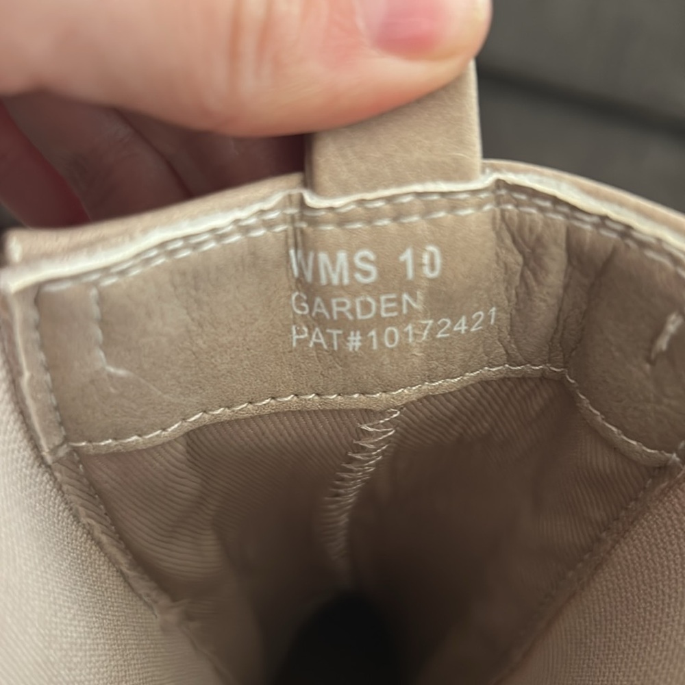 Dolce Vita Garden Stone Chelsea Boots — NIB - Picture 7 of 9
